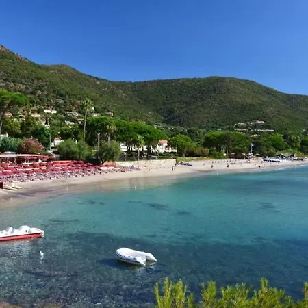 Maison De Vacances Pour 6 Pres De La Plage Holiday home Le Lavandou