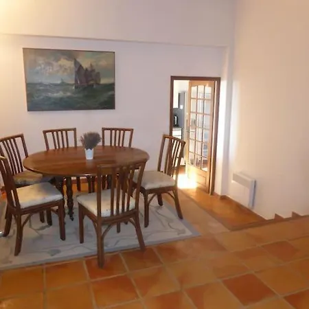 Maison De Vacances Pour 6 Pres De La Plage Le Lavandou